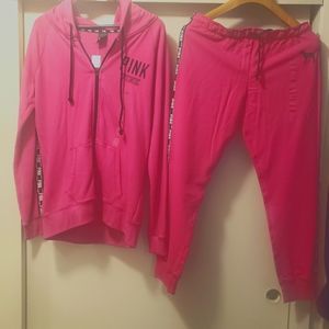 Pink VS SWEATPANTS OUTFIT